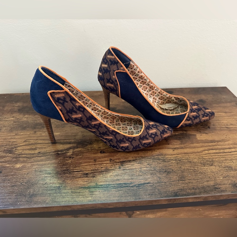 Ruby Shoo Navy/Orange Geometric Pattern U.S. Size… - image 1